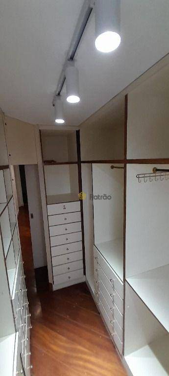 Apartamento à venda com 3 quartos, 110m² - Foto 2