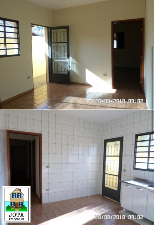 Casa à venda com 3 quartos, 166m² - Foto 4