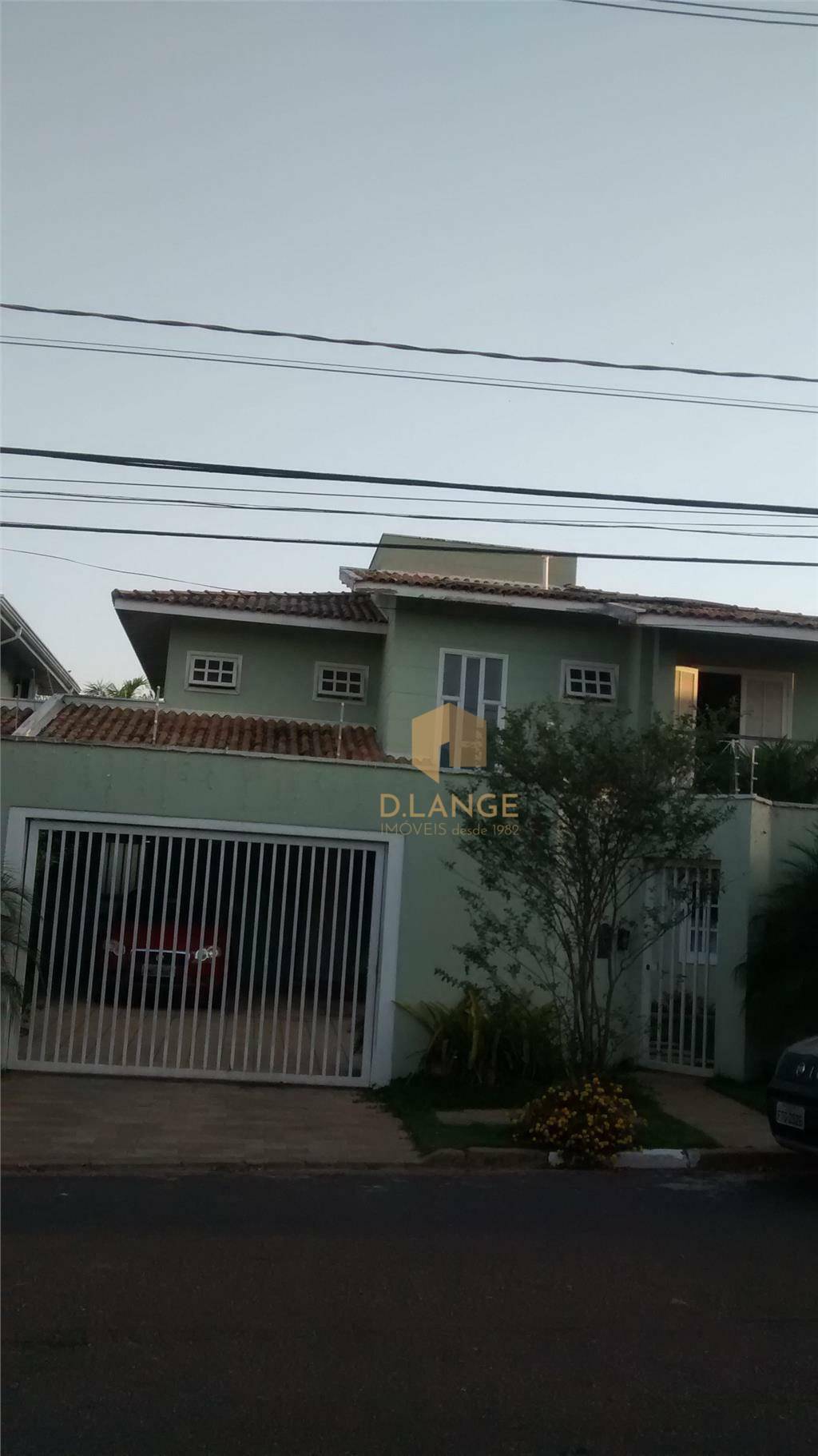 Casa à venda com 3 quartos, 250m² - Foto 44