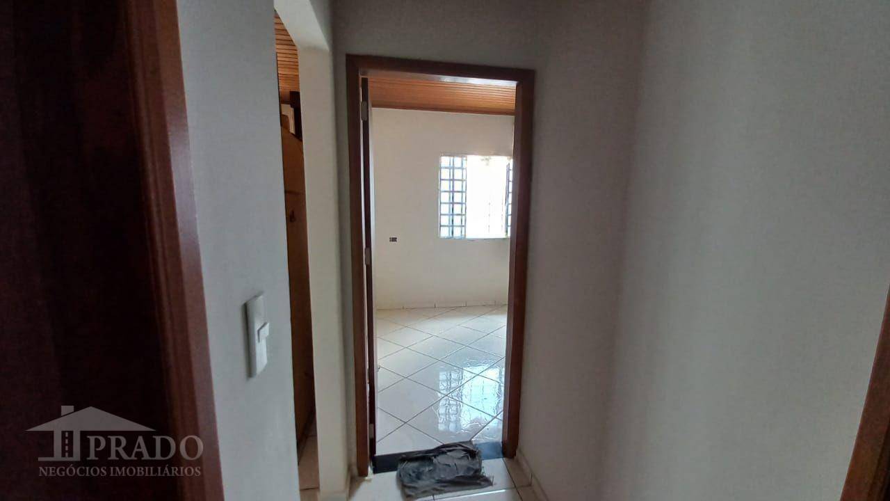 Casa à venda com 3 quartos, 140m² - Foto 7