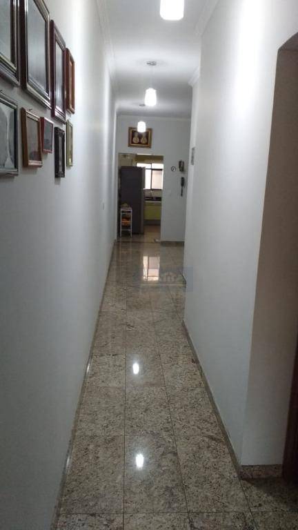 Sobrado à venda com 4 quartos, 260m² - Foto 8