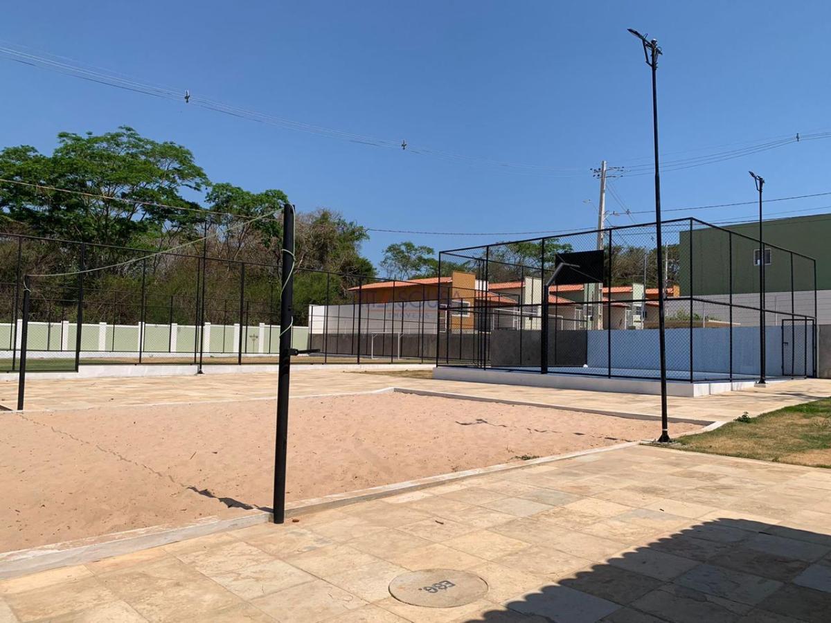 Casa à venda com 3 quartos, 77m² - Foto 7