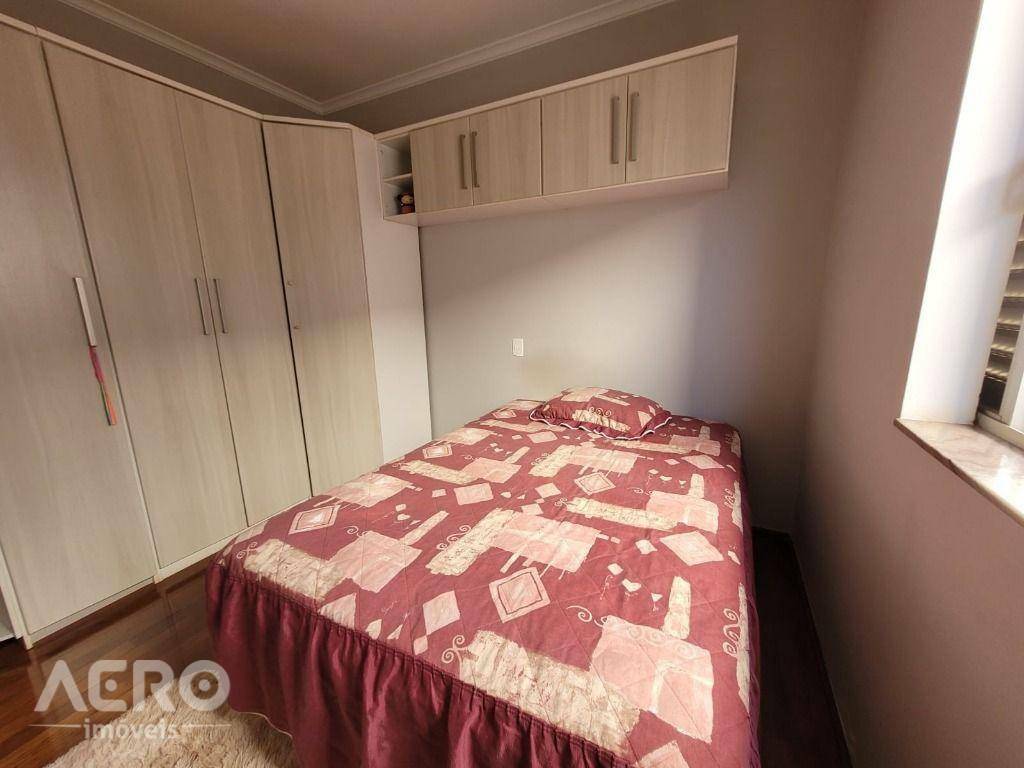 Casa à venda com 3 quartos, 263m² - Foto 19