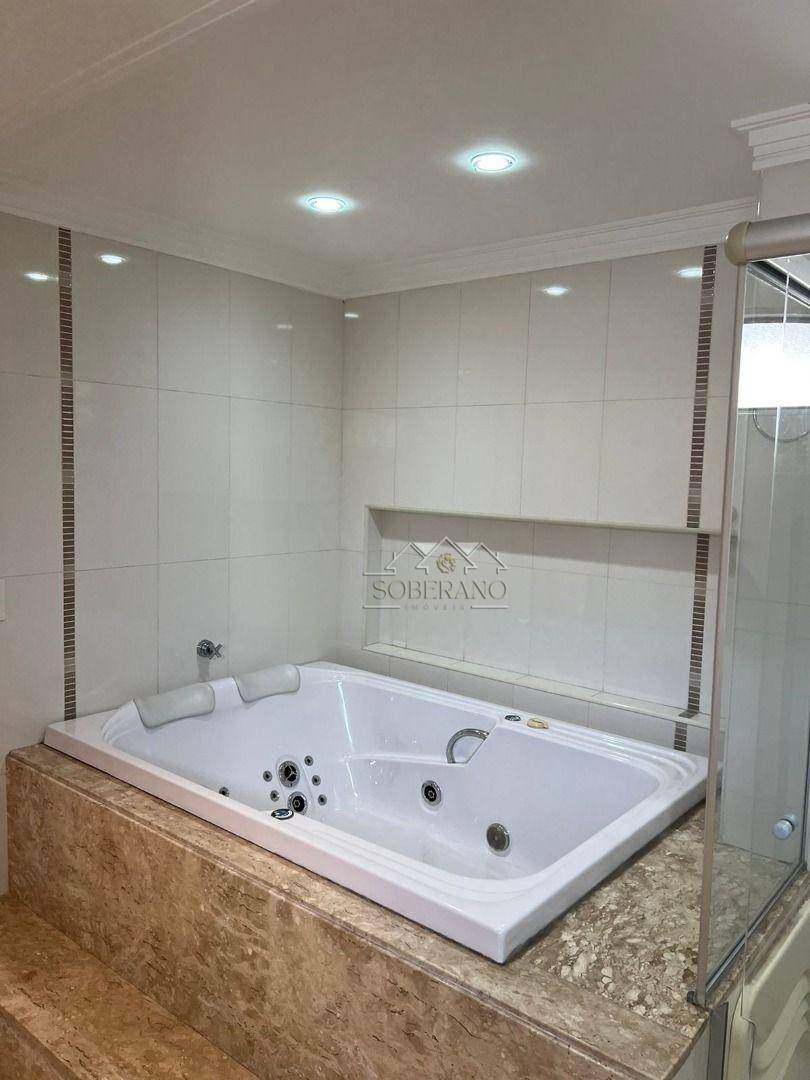 Sobrado à venda e aluguel com 4 quartos, 300m² - Foto 15