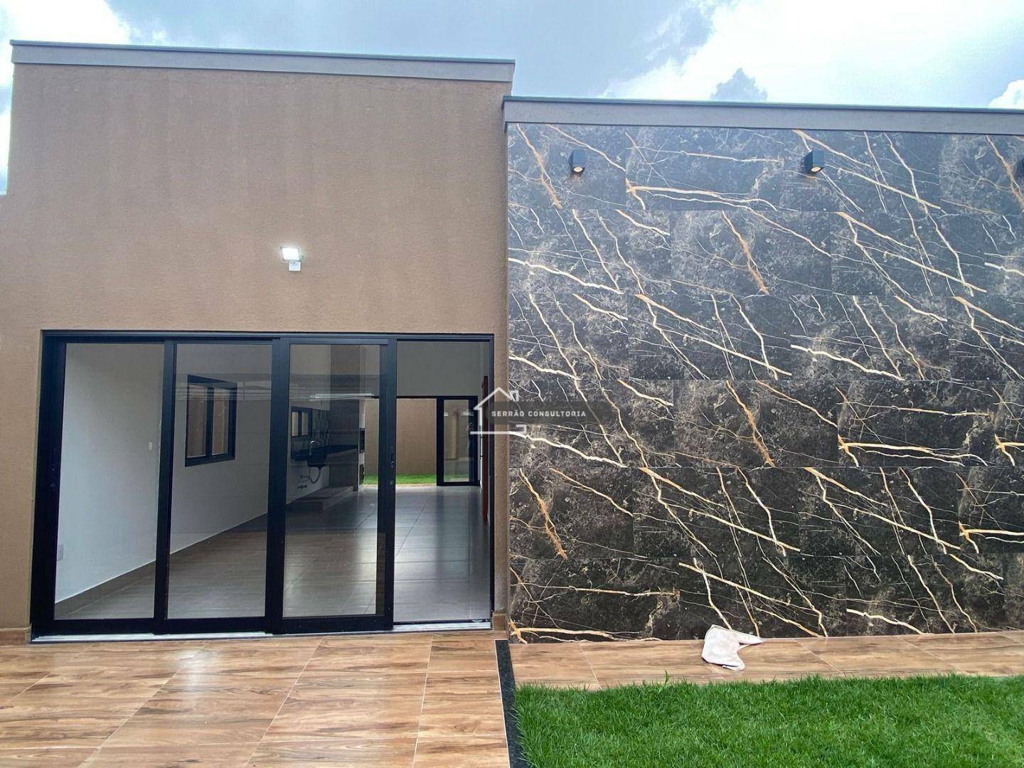 Casa à venda com 3 quartos, 101m² - Foto 4