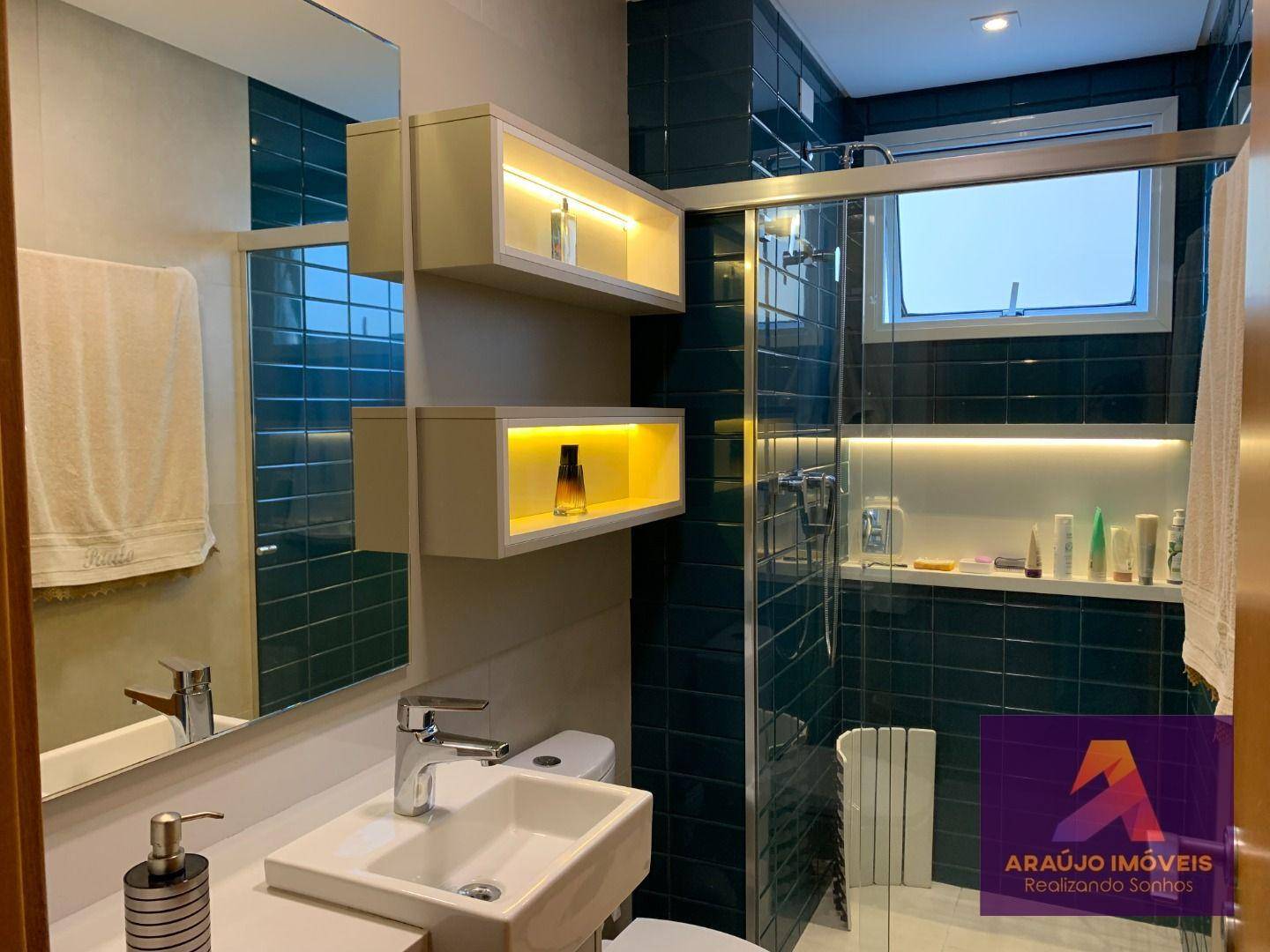 Apartamento à venda com 4 quartos, 153m² - Foto 19