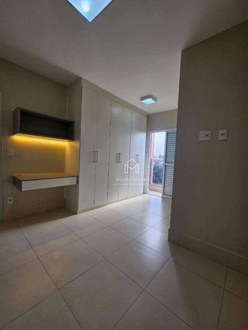 Apartamento para alugar com 3 quartos, 90m² - Foto 11