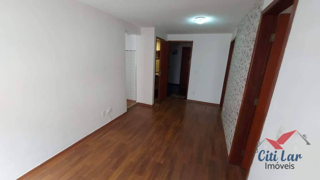 Apartamento à venda com 2 quartos, 45m² - Foto 3