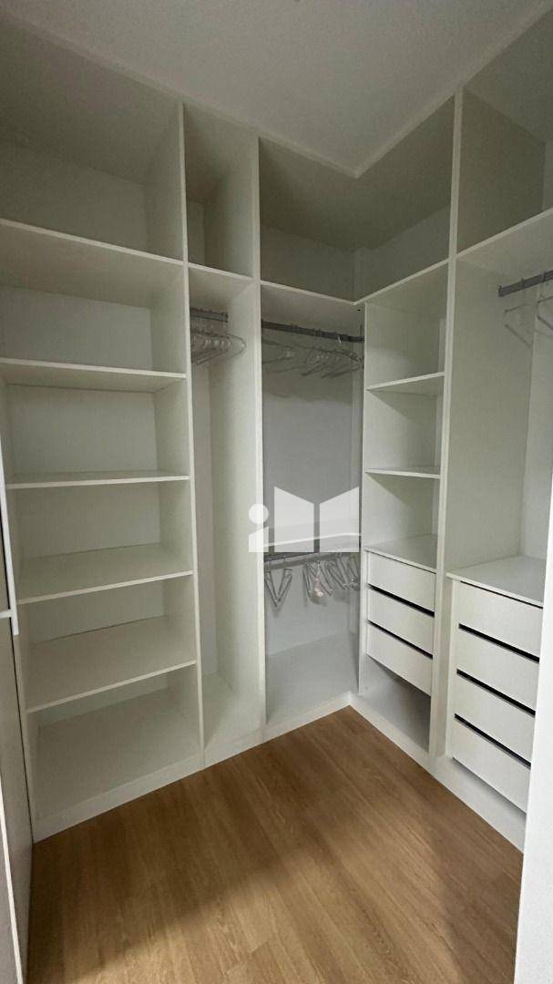 Casa, 4 quartos, 300 m² - Foto 13