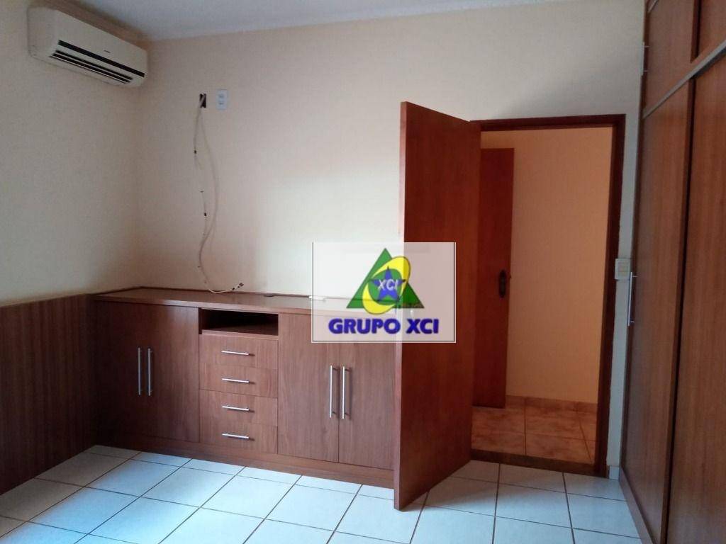 Casa de Condomínio à venda com 3 quartos, 350m² - Foto 25