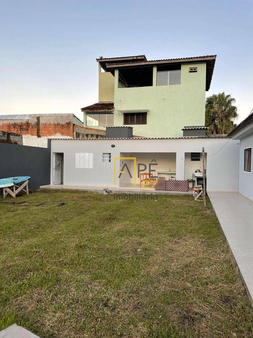 Casa à venda com 1 quarto, 140m² - Foto 4