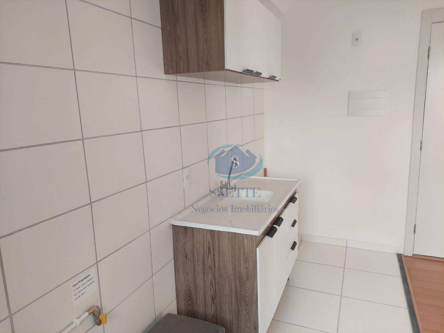 Apartamento para alugar com 2 quartos, 35m² - Foto 18