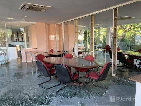 Casa à venda e aluguel com 7 quartos, 1330m² - Foto 32