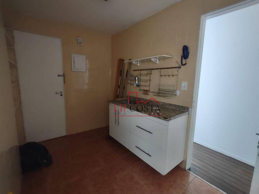 Apartamento à venda com 2 quartos, 75m² - Foto 18