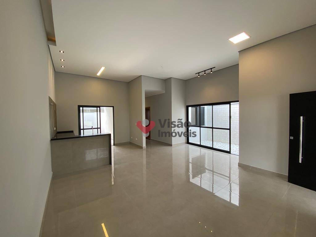 Casa à venda com 3 quartos, 124m² - Foto 4