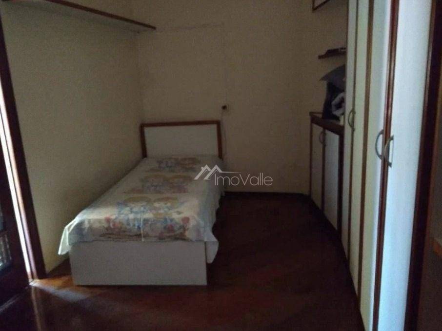 Casa de Condomínio para alugar com 4 quartos, 370m² - Foto 11