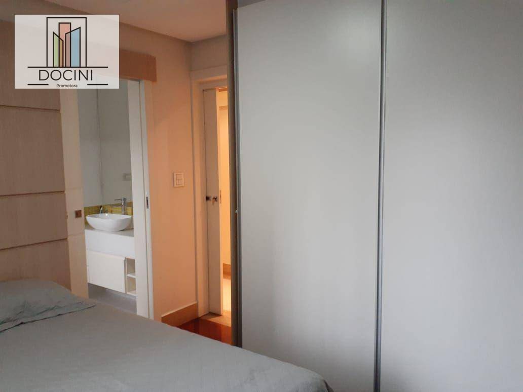 Apartamento à venda com 3 quartos, 150m² - Foto 6