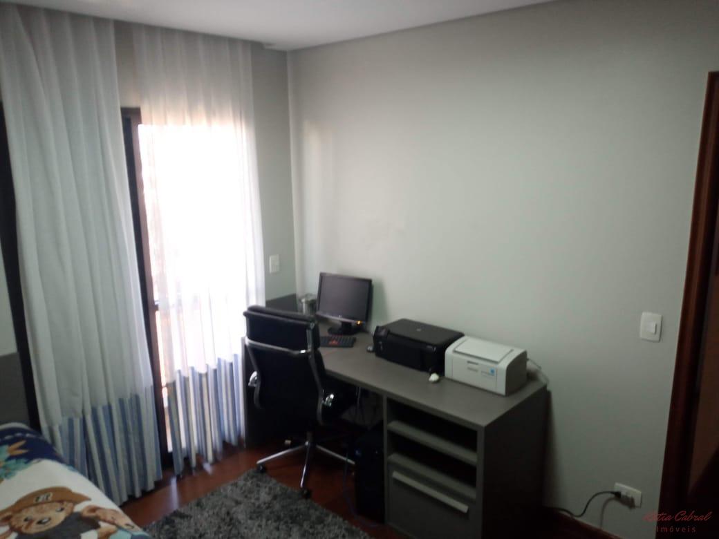 Apartamento para alugar com 3 quartos, 130m² - Foto 7