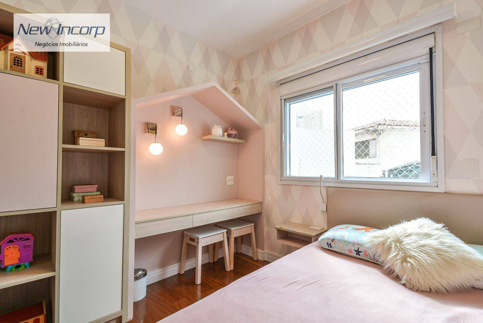 Apartamento à venda com 4 quartos, 208m² - Foto 34