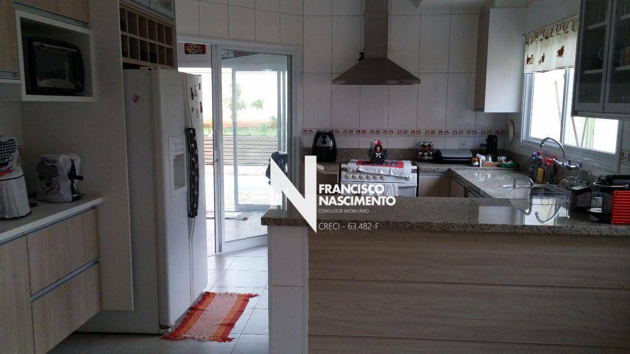 Sobrado à venda com 3 quartos, 263m² - Foto 6