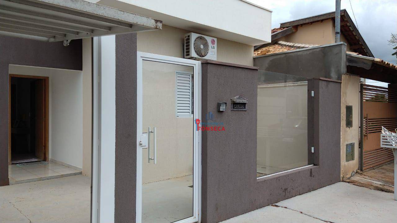 Casa à venda com 2 quartos, 110m² - Foto 4