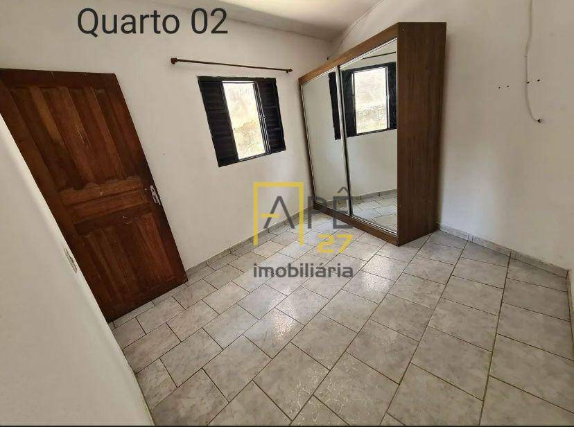 Casa para alugar com 2 quartos, 150m² - Foto 5