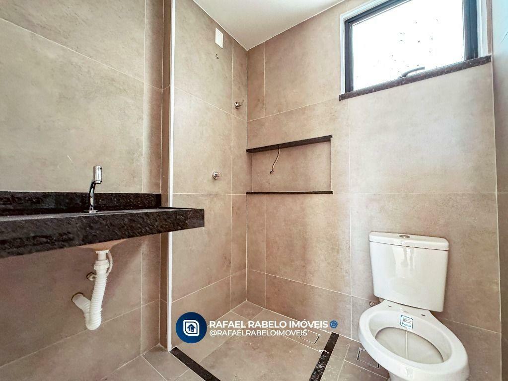 Casa à venda com 4 quartos, 133m² - Foto 11