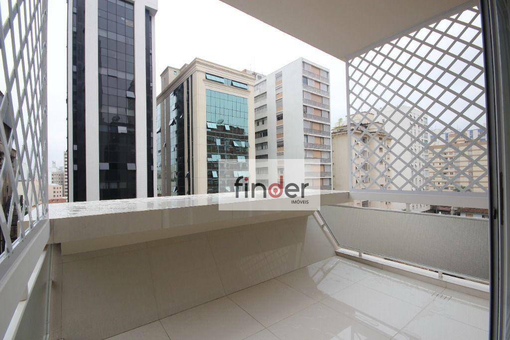 Apartamento à venda com 3 quartos, 210m² - Foto 3