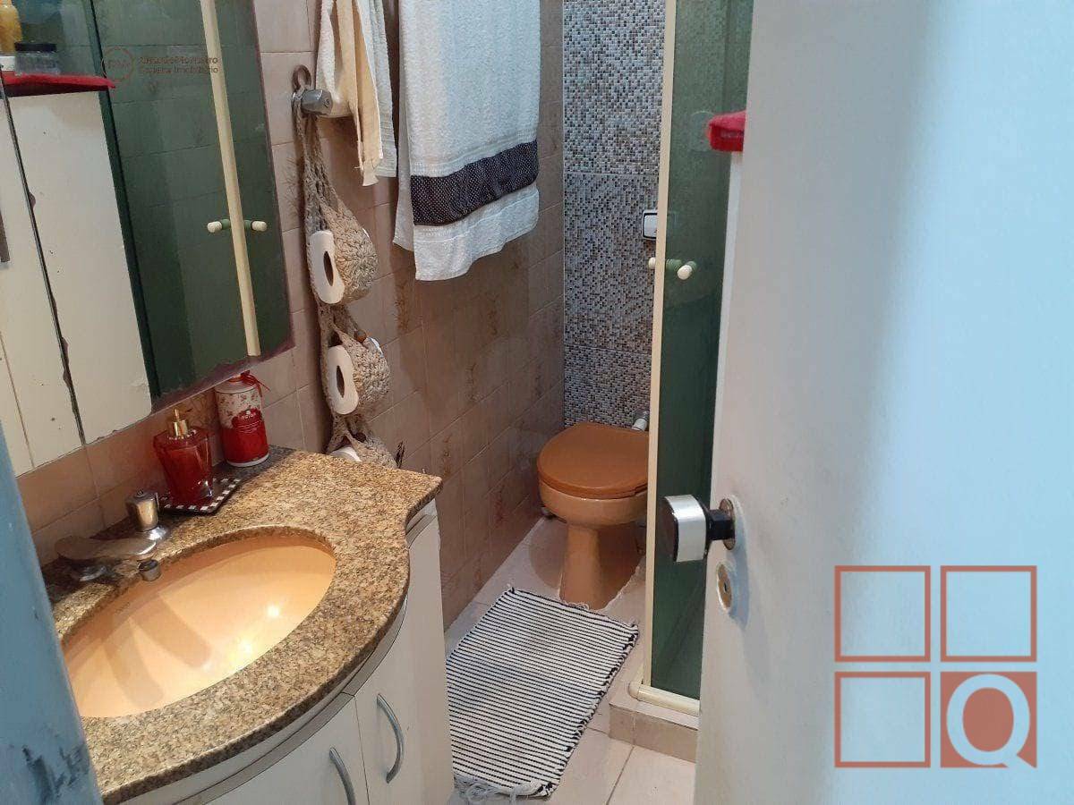 Apartamento à venda com 2 quartos, 69m² - Foto 11