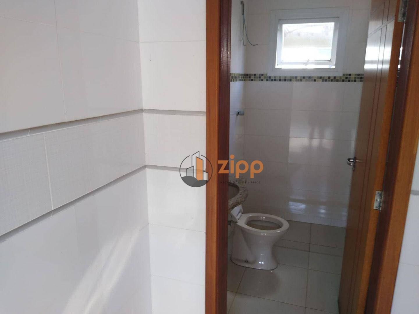 Casa de Condomínio à venda com 3 quartos, 210m² - Foto 40