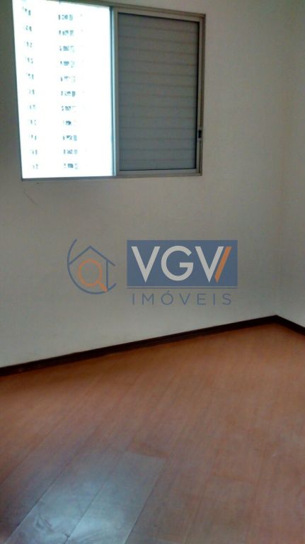 Apartamento para alugar com 2 quartos, 61m² - Foto 6