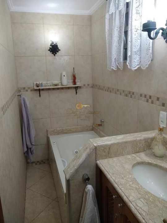 Casa à venda com 3 quartos, 200m² - Foto 16