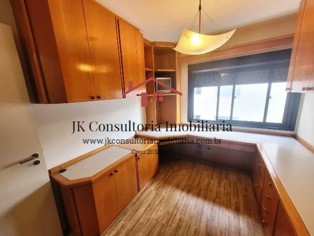 Apartamento à venda com 3 quartos, 136m² - Foto 29