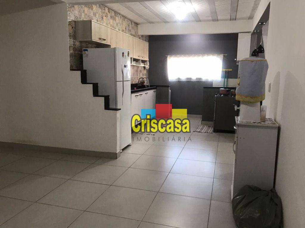 Casa à venda com 2 quartos, 112m² - Foto 2