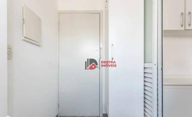 Apartamento à venda com 3 quartos, 94m² - Foto 25