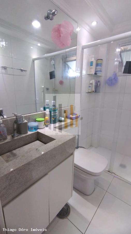 Apartamento à venda com 2 quartos, 72m² - Foto 21