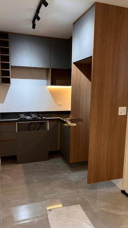 Apartamento para alugar com 2 quartos, 50m² - Foto 3