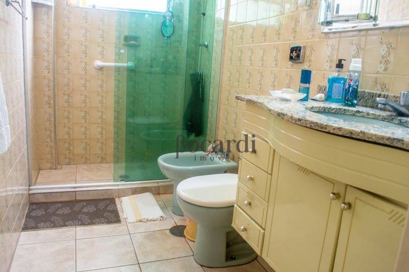 Apartamento à venda com 3 quartos, 130m² - Foto 15