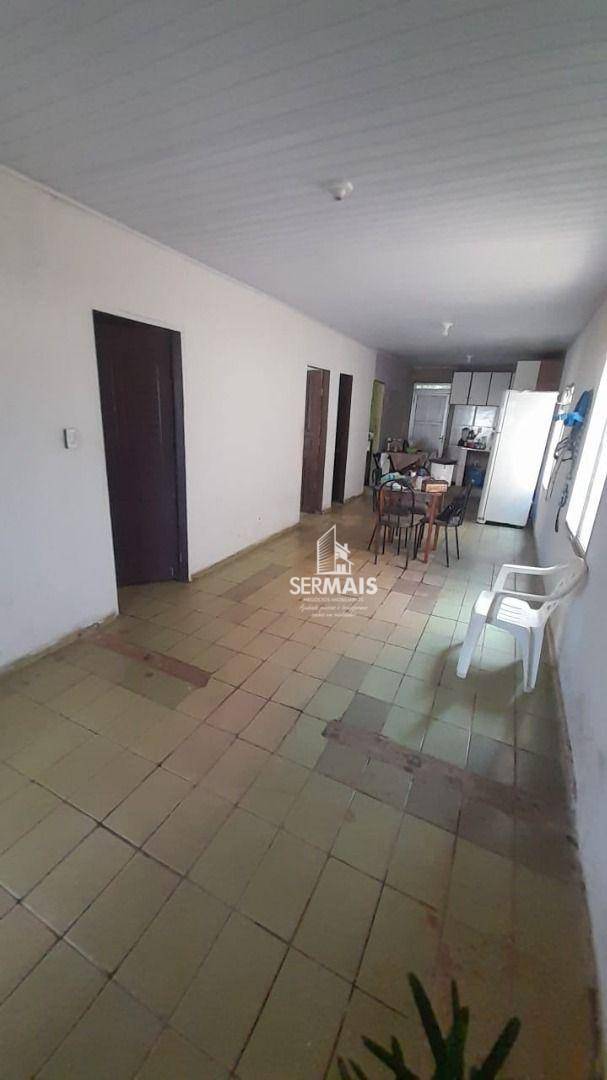 Casa à venda com 3 quartos, 108m² - Foto 5