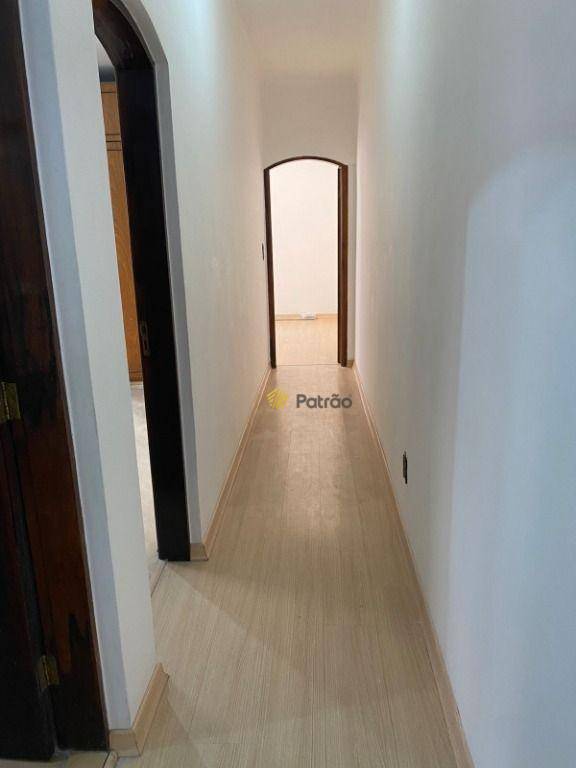 Sobrado para alugar com 3 quartos, 240m² - Foto 27