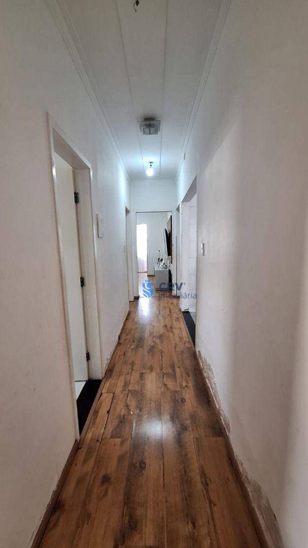 Casa à venda com 4 quartos, 140m² - Foto 11