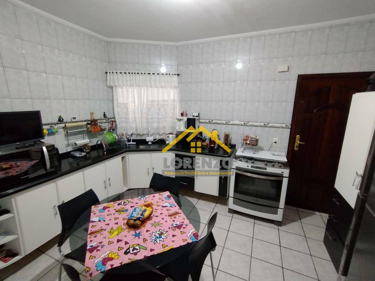 Casa à venda com 3 quartos, 210m² - Foto 9