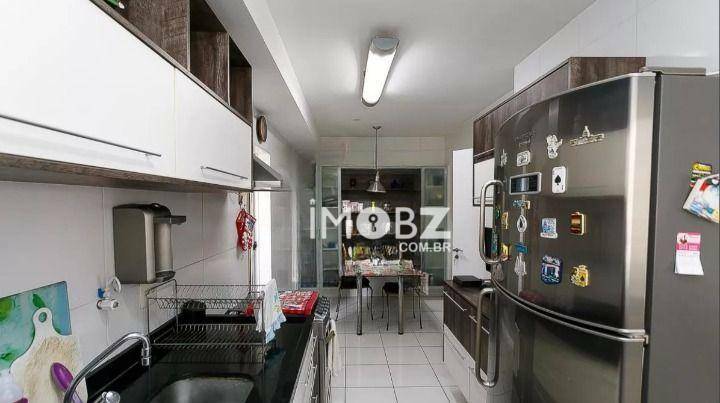 Apartamento à venda com 3 quartos, 168m² - Foto 2