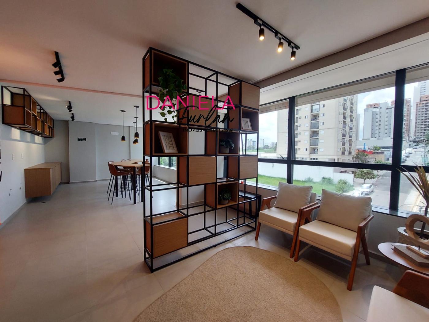 Apartamento à venda com 2 quartos, 71m² - Foto 1