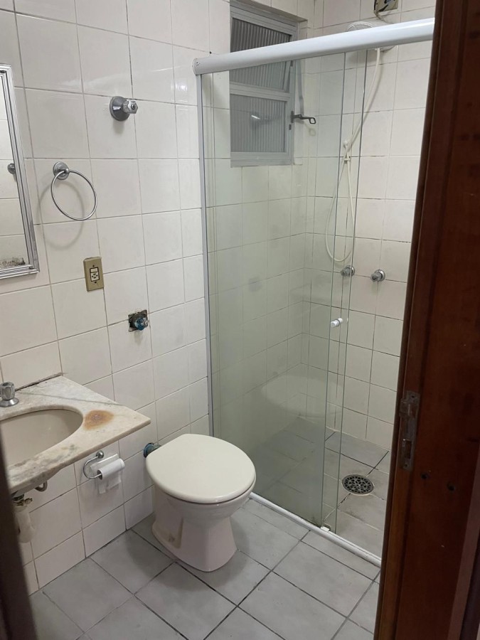 Apartamento para alugar com 3 quartos, 120m² - Foto 13