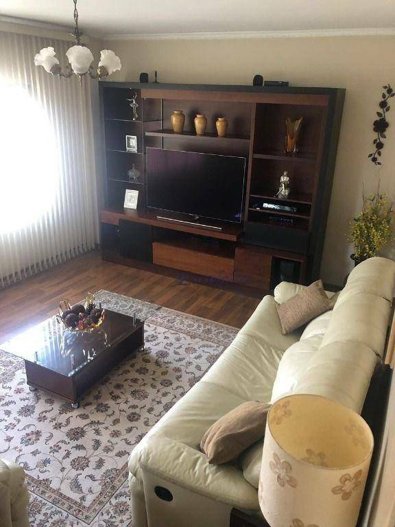 Sobrado à venda com 3 quartos, 390m² - Foto 1