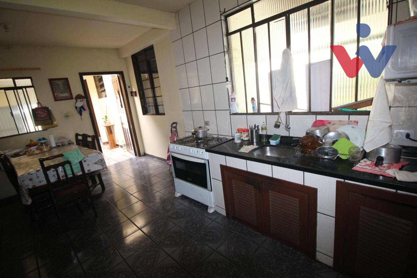 Casa à venda com 4 quartos, 131m² - Foto 12