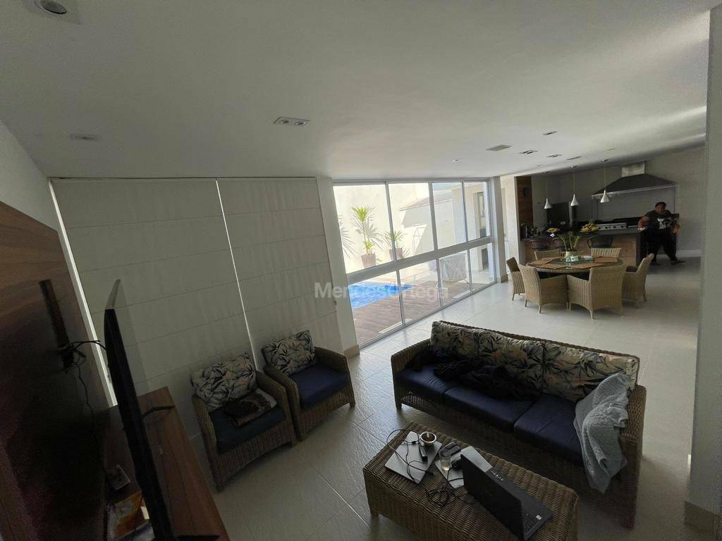 Casa de Condomínio para alugar com 3 quartos, 400m² - Foto 8