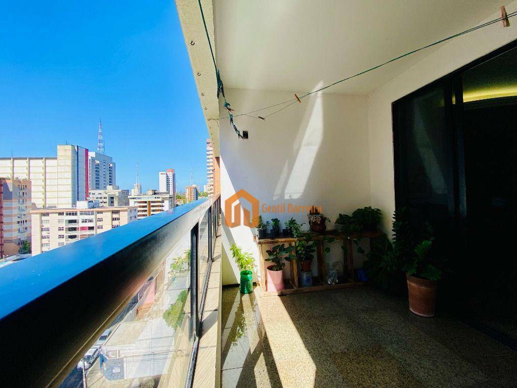 Apartamento à venda com 4 quartos, 203m² - Foto 8