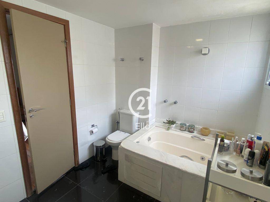 Apartamento à venda com 3 quartos, 205m² - Foto 26